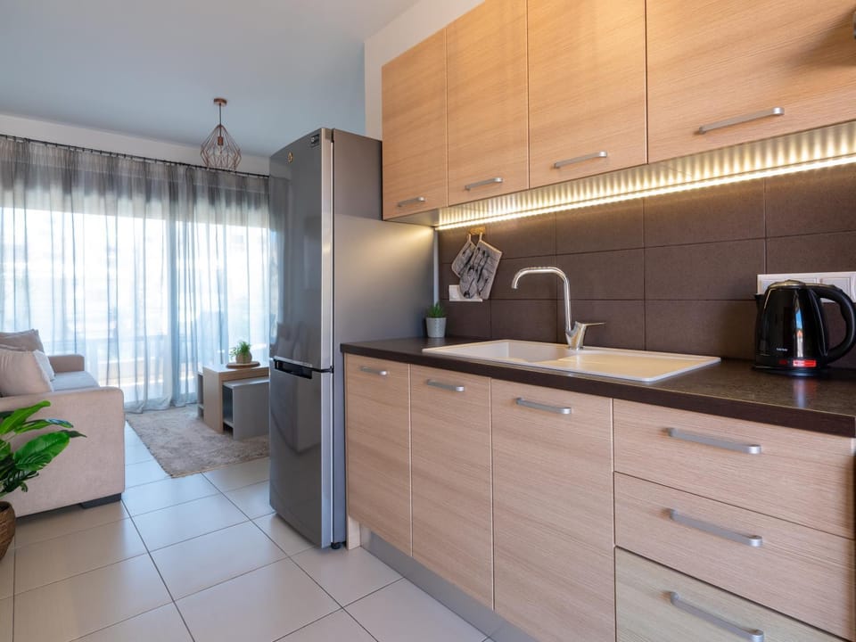 Kitchen or kitchenette, oven, stove