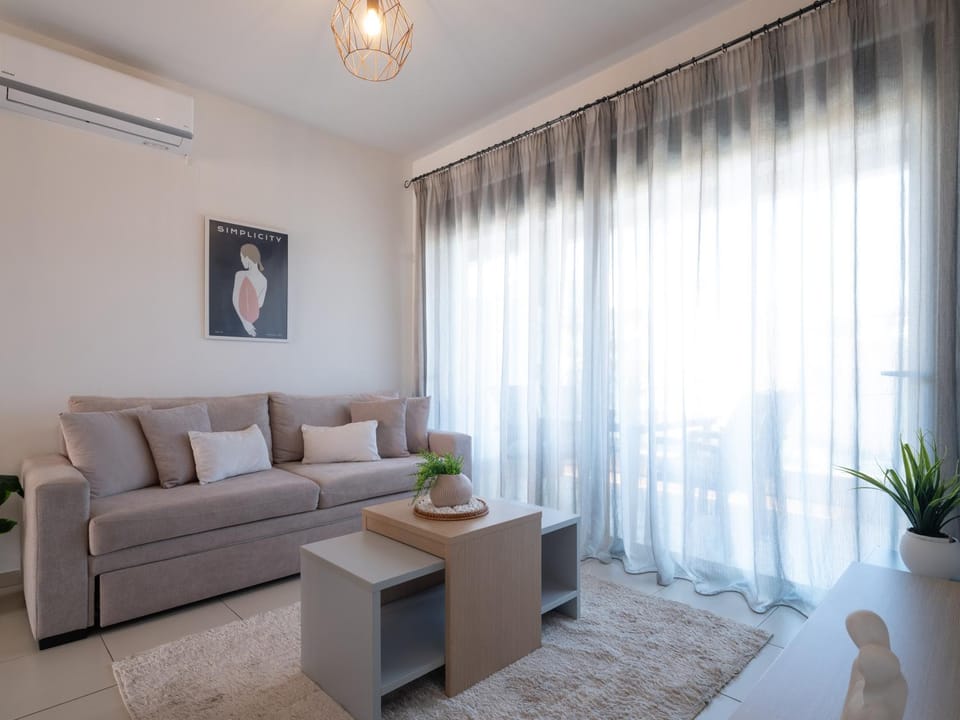 Living room, Seating area, air conditioner