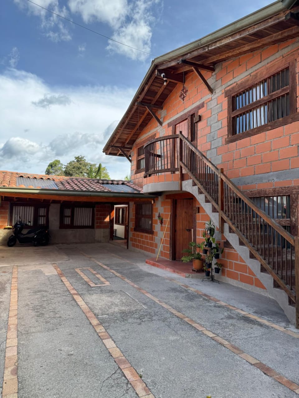 Property building, Day