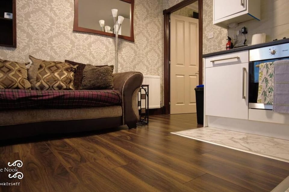 The Wee Nook Crieff - 1-bed with garden :) Apartment in Scotland