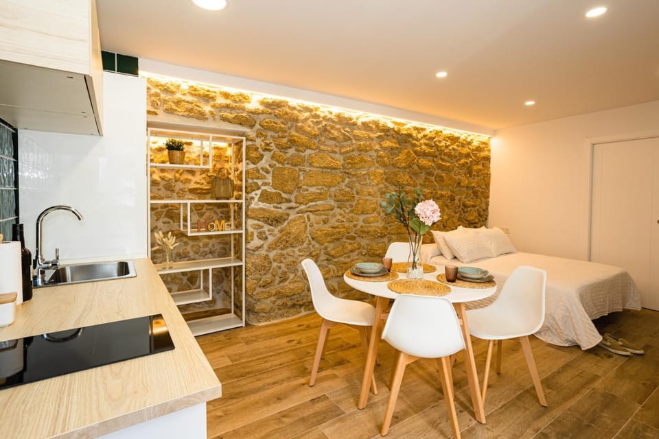 Kitchen or kitchenette, Living room, Dining area