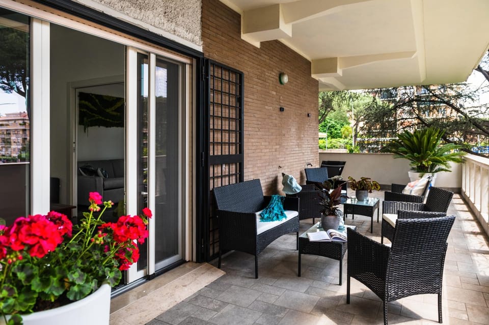 View (from property/room), Balcony/Terrace
