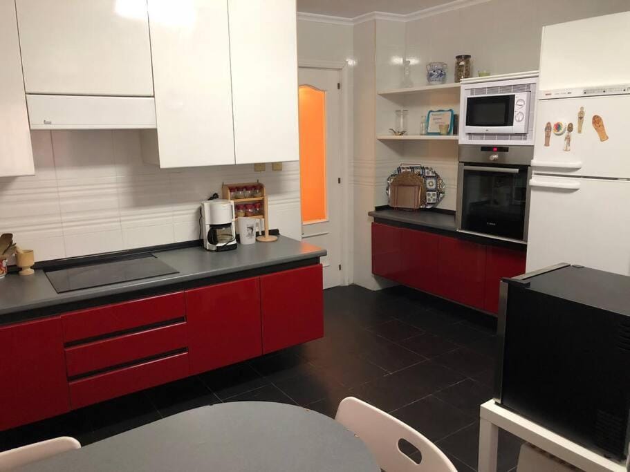 Coffee/tea facilities, Kitchen or kitchenette, dishwasher, minibar, pet friendly, toaster