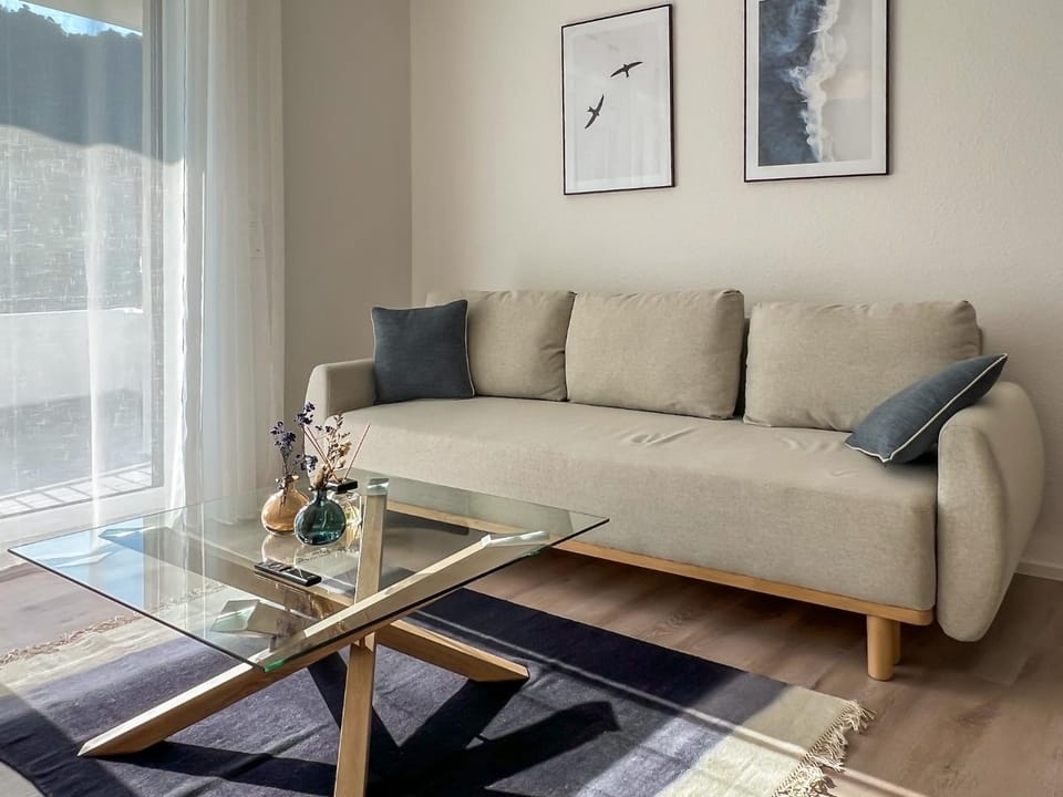 View (from property/room), Living room, Seating area, Mountain view