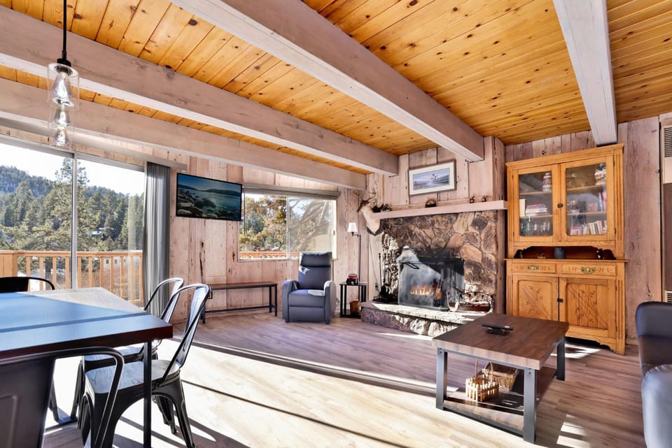 Bear Mountain Views by Big Bear Vacations Walk to Ski Lift Chalet with Foosball & Views Chalet in Big Bear