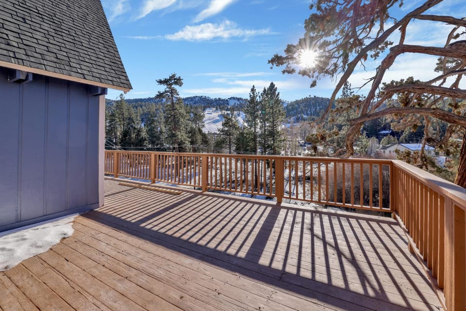 Bear Mountain Views by Big Bear Vacations Walk to Ski Lift Chalet with Foosball & Views Chalet in Big Bear