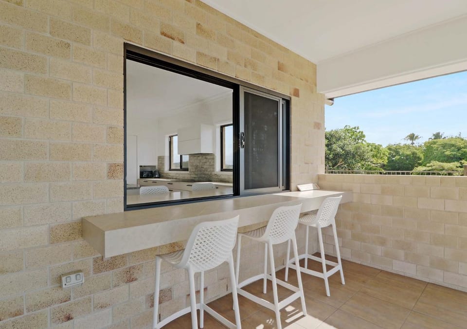ESCAPE WITH A VIEW House in Emu Park