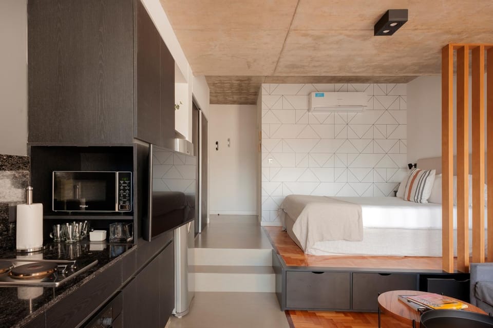 Bed, Kitchen or kitchenette