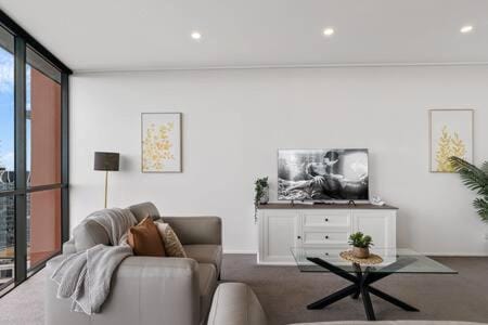 Premium 4 Bedroom Family Apartment - Brisbane City Apartment in Kangaroo Point