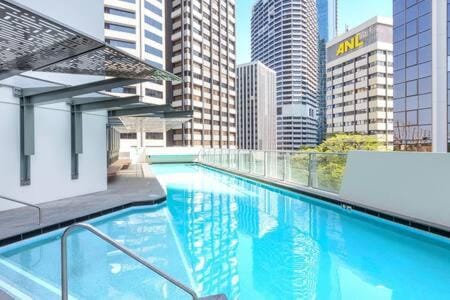 Premium 4 Bedroom Family Apartment - Brisbane City Apartment in Kangaroo Point