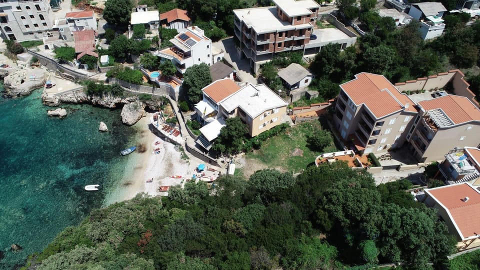 Property building, Beach