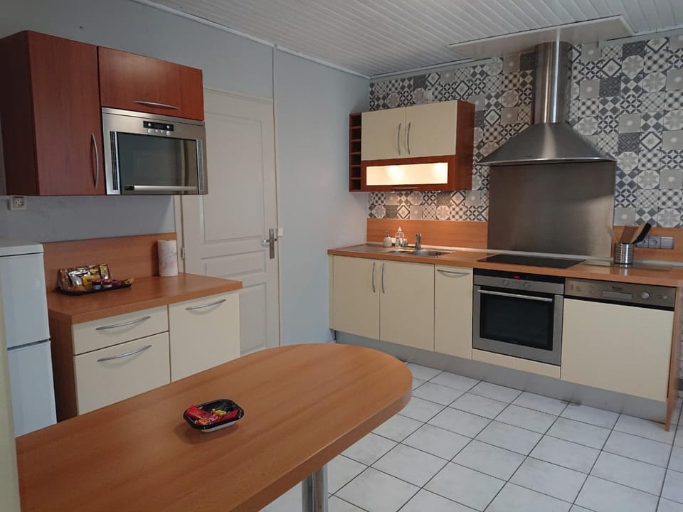 chambre privée à BORDEAUX PELLEGRIN Bed and Breakfast in Bordeaux