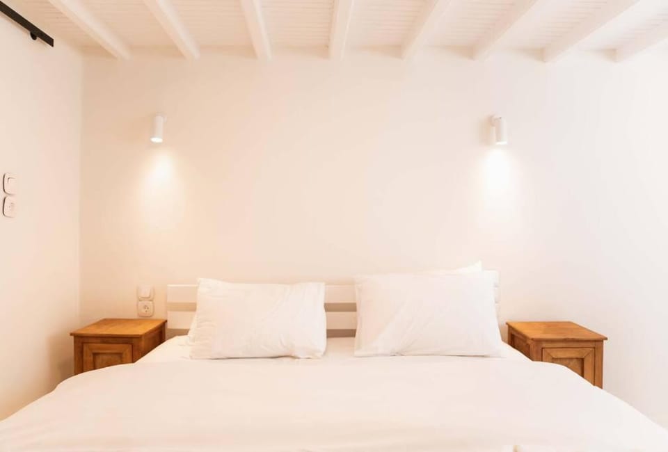 Mooi Boni's Sunset Loft Apartment in Mykonos