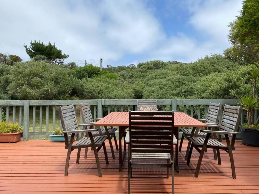 Patio, Spring, Day, Natural landscape, Garden, View (from property/room), Balcony/Terrace, Dining area, Garden view