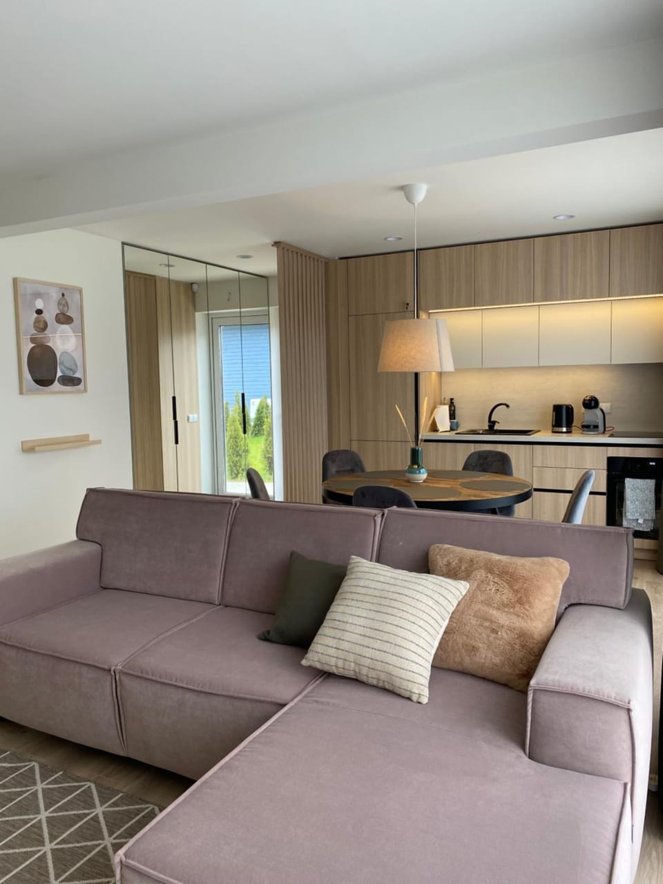 Kitchen or kitchenette, Living room, Seating area