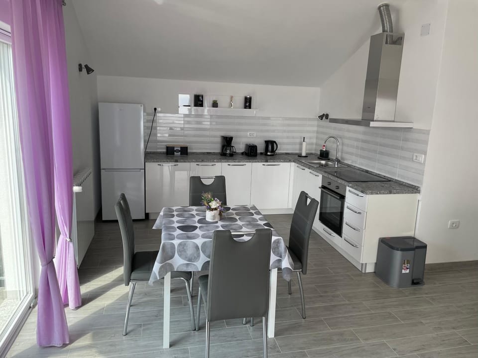 Studio Apartman Rubinić Apartment in Lovran
