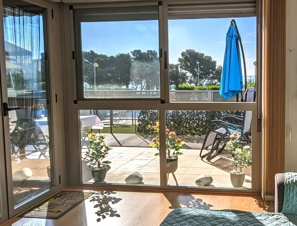Balcony/Terrace, Living room