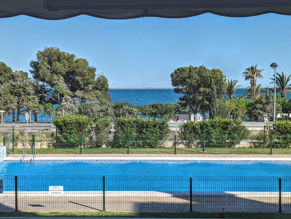 Patio, Beach, Swimming pool
