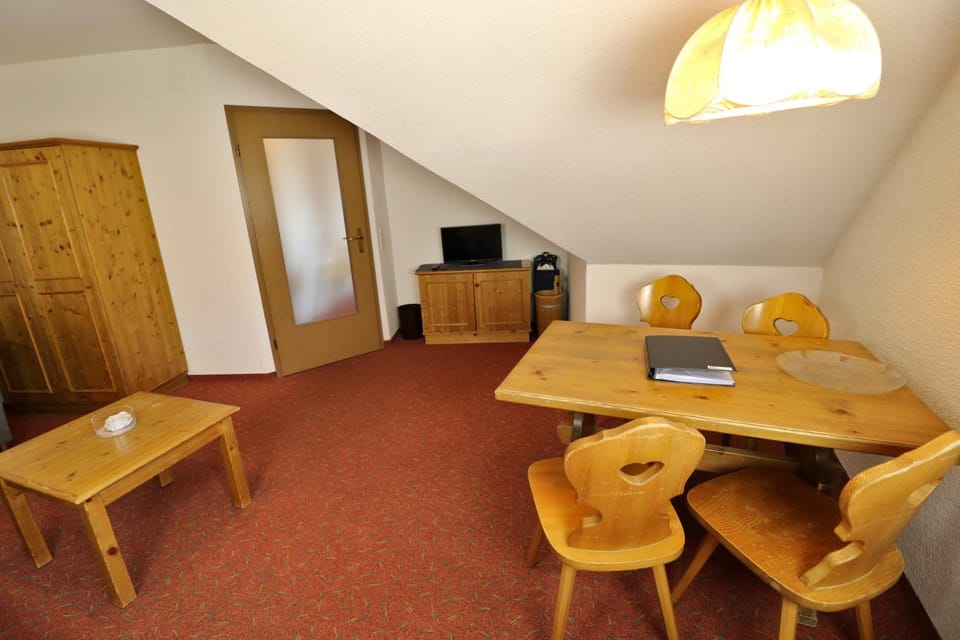 Apartment 19 - Ferienresidenz Roseneck, mit Schwimmbad in Todtnauberg bei Feldberg Apartment in Baden-Württemberg