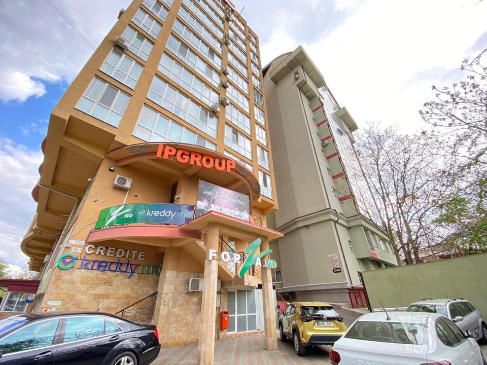 Property building, Day, Location, Parking