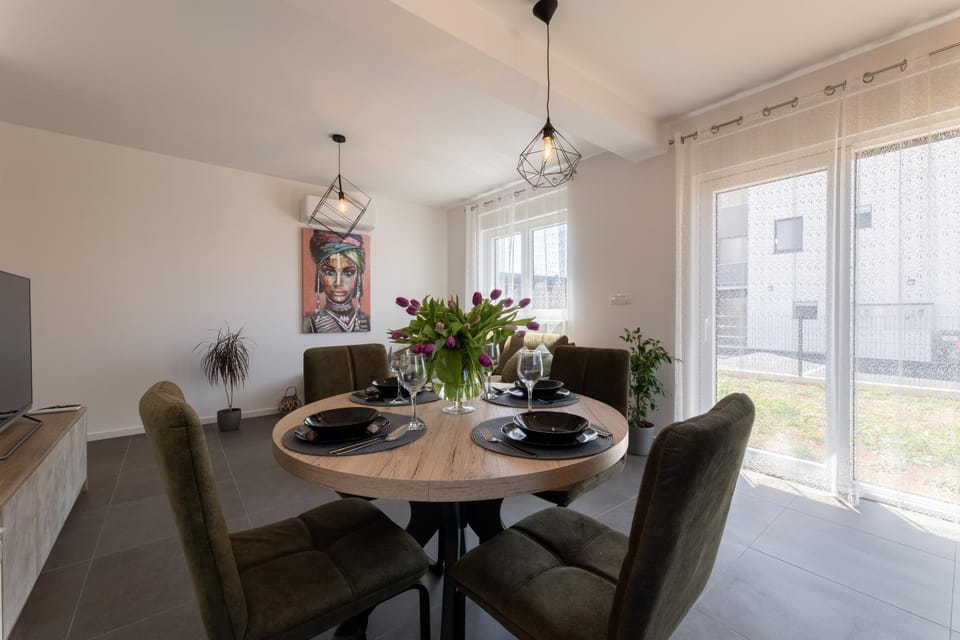 Apartments Maya & Tina Apartment in Trogir