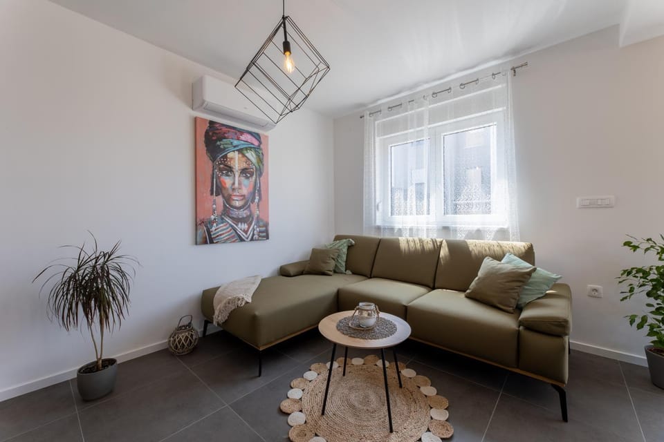 Apartments Maya & Tina Apartment in Trogir