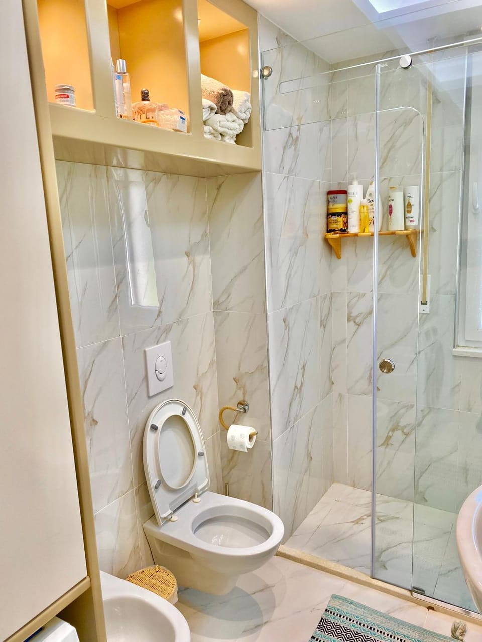 Shower, Toilet, Bathroom, bidet