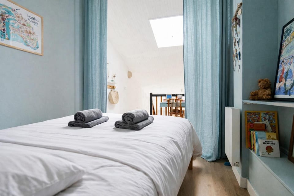 Appartement rénové avec goût et idéalement situé à deux pas du remblai Apartment in Les Sables-d'Olonne