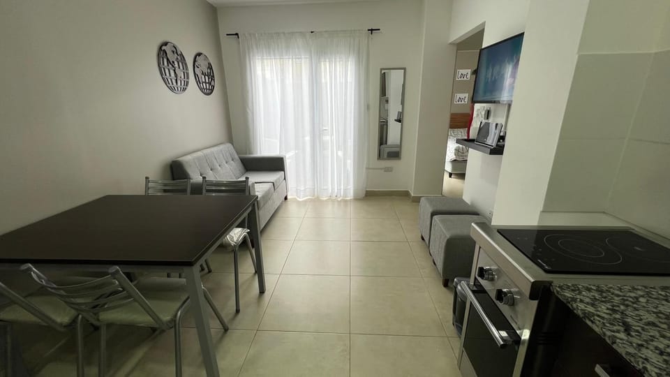 TV and multimedia, Kitchen or kitchenette, Living room, Dining area, pet friendly