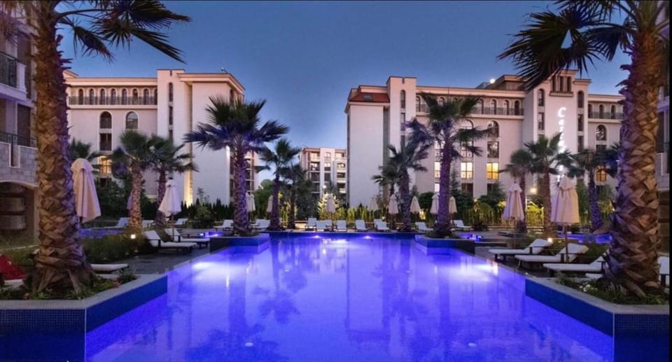 Garden, Pool view