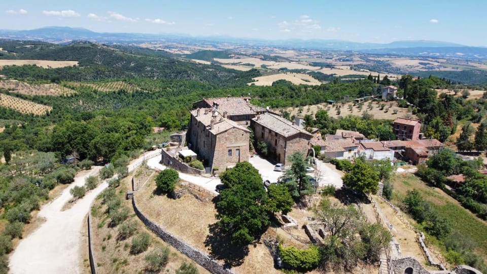 Property building, Natural landscape, Location