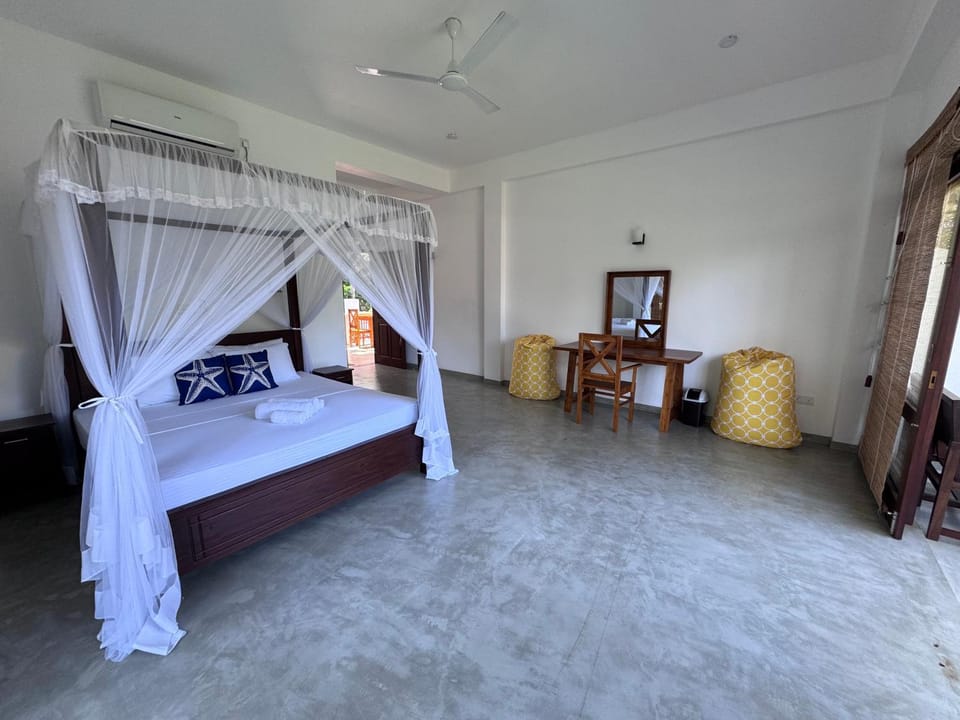 CoCo-SuRf-House, Hikkaduwa Bed and Breakfast in Hikkaduwa