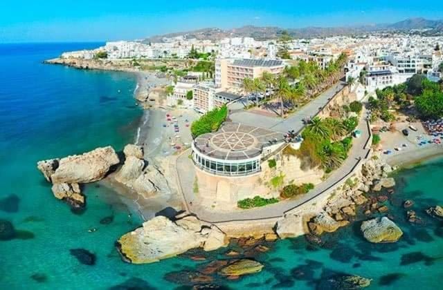 Nerja centro, playa carabeo Apartment in Nerja