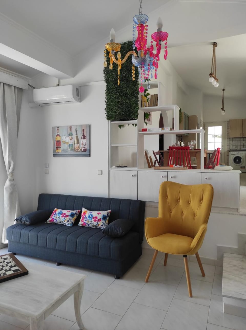 Living room, Seating area