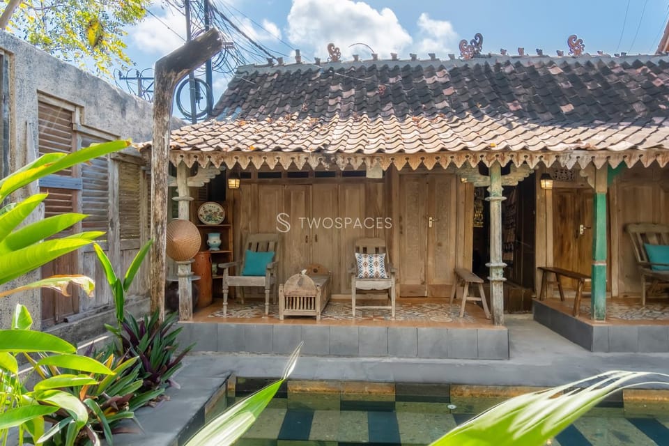 Property building, Pool view, Swimming pool