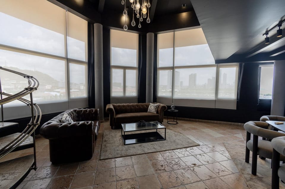 Communal lounge/ TV room, Living room