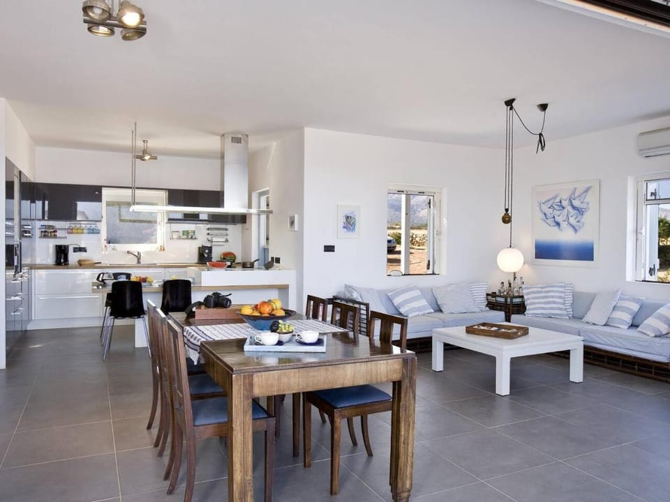 Beachfront Villa Thesseus Villa in Naxos, Naxos and Lesser Cyclades, Greece