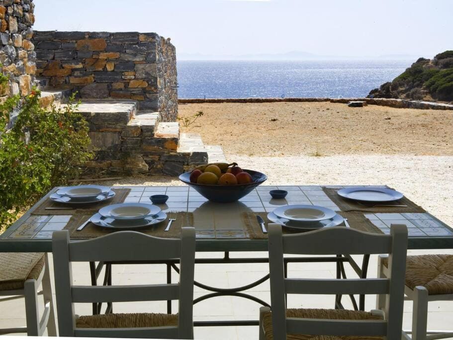 Beachfront Villa Thesseus Villa in Naxos, Naxos and Lesser Cyclades, Greece