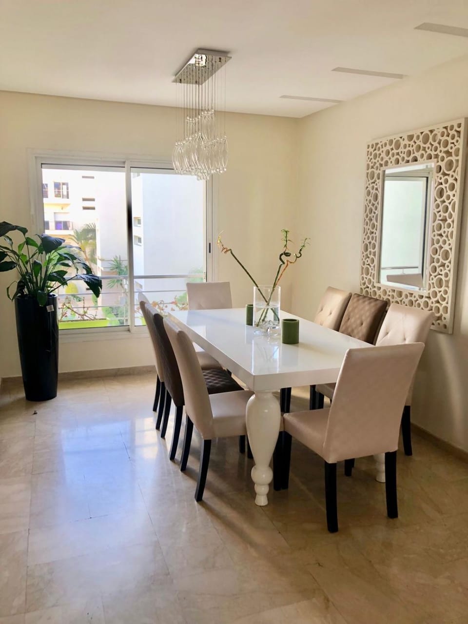 Luxueux appartement Bay view dans une résidence avec magnifique jardin Apartment in Casablanca