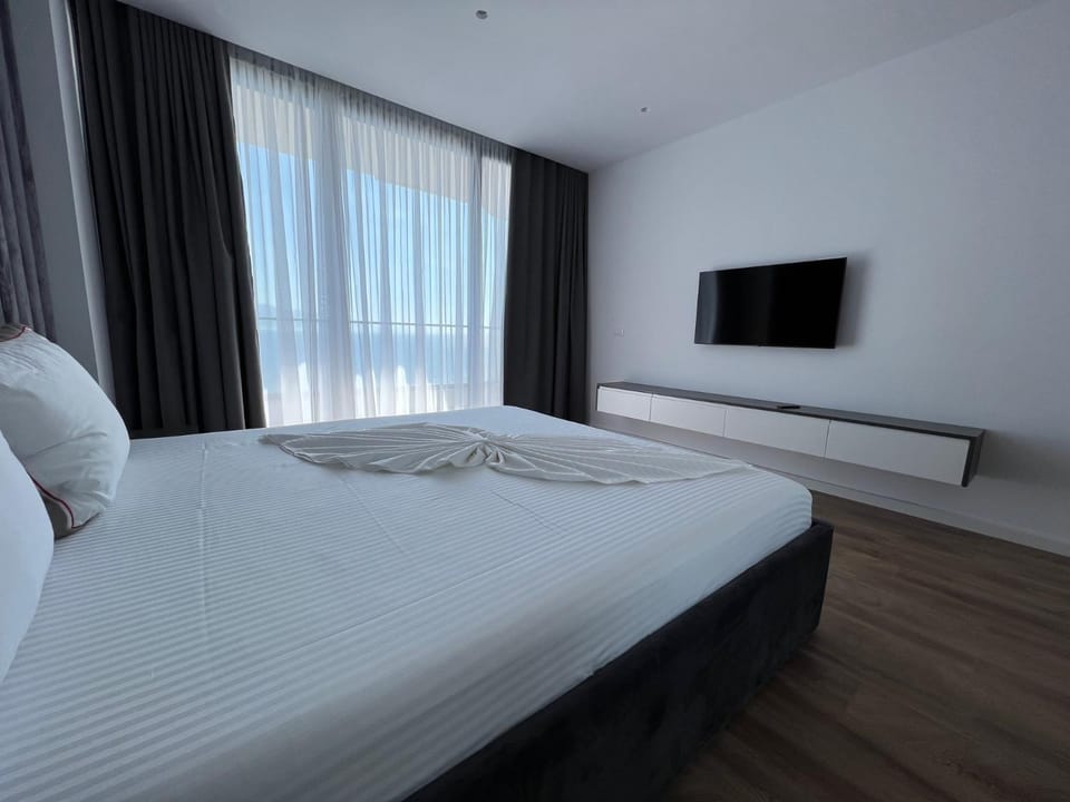 TV and multimedia, Bedroom