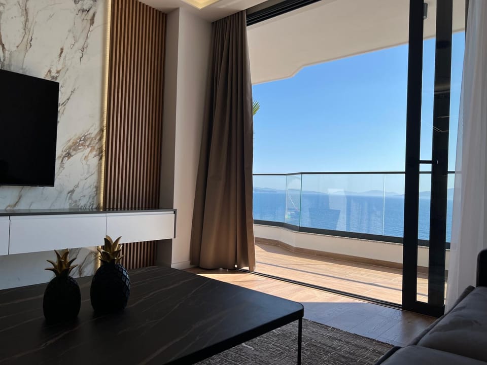 TV and multimedia, Balcony/Terrace, Sea view