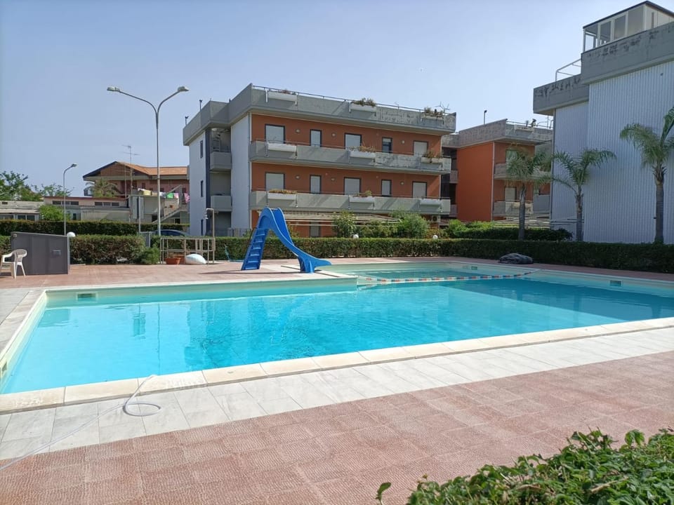 Property building, Pool view