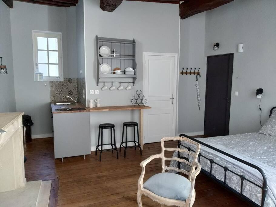 Authentique studio au cœur de Bayeux Apartment in Bayeux