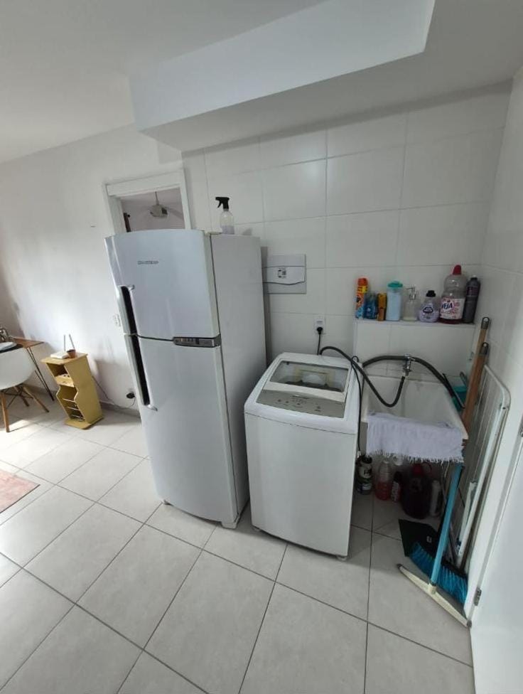 Kitchen or kitchenette, minibar, laundry, washing machine