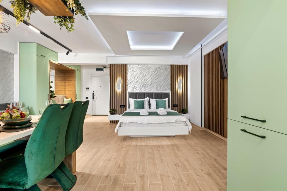 Bed, Photo of the whole room
