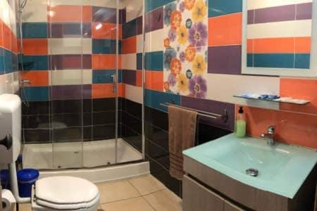 Shower, Bathroom