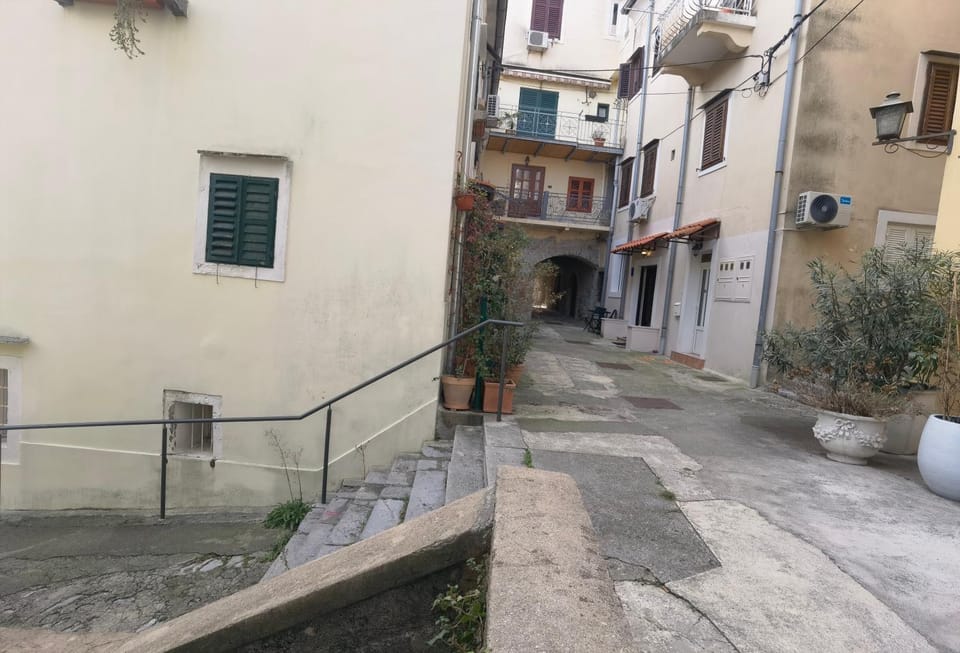 Neighbourhood