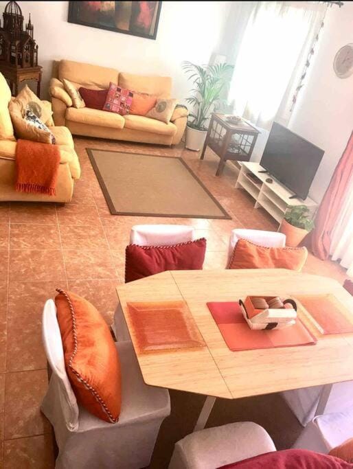 Duplex 3 dormitorios con parking privado House in Costa Teguise