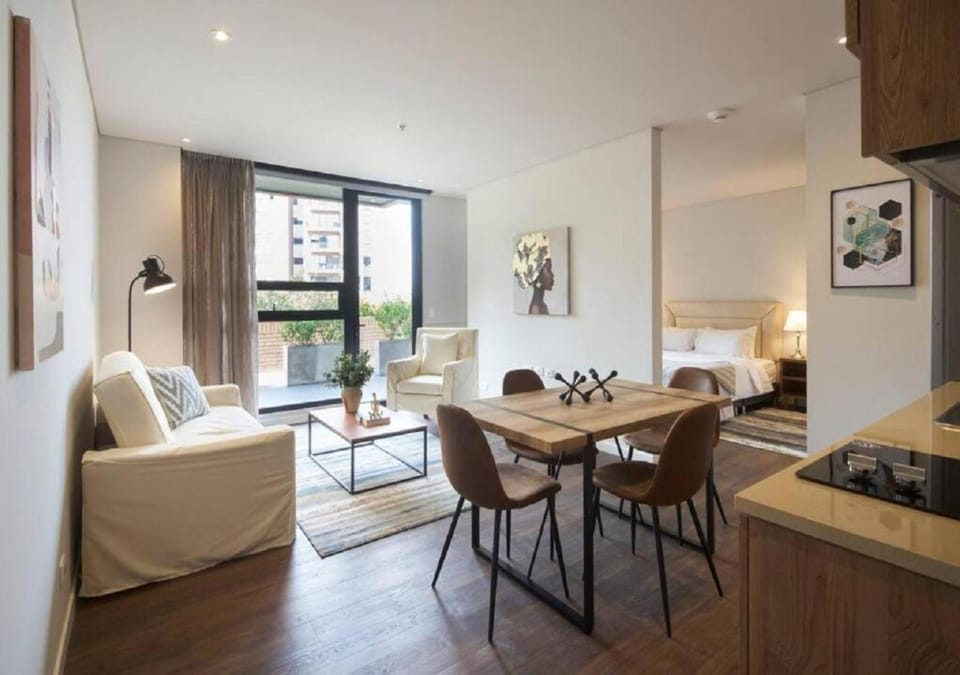 Balcony/Terrace, Kitchen or kitchenette, Living room, Seating area, Dining area, stove