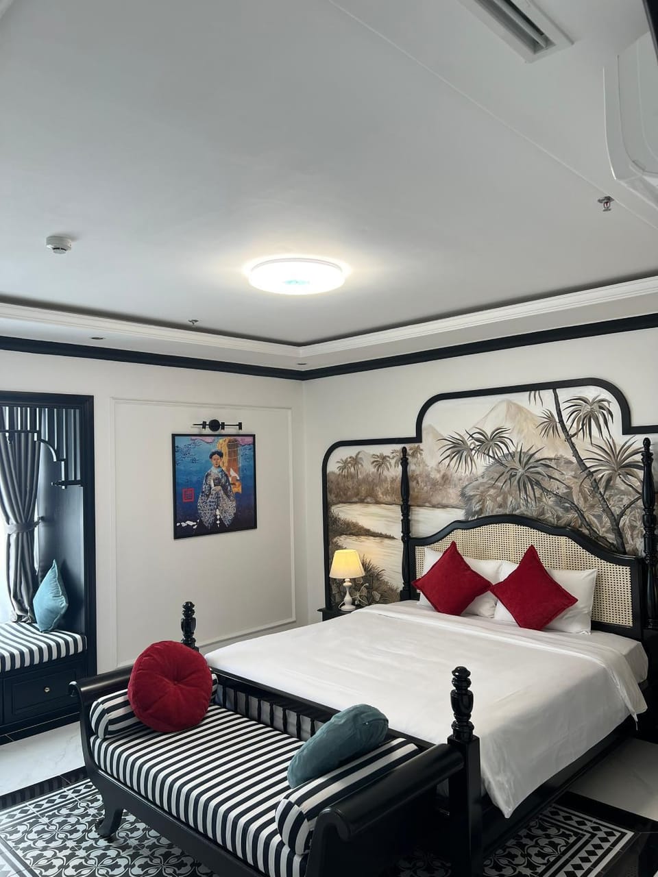 Bed, Photo of the whole room, Bedroom, air conditioner